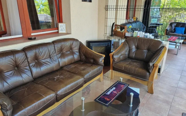 Nora Guesthouse Bed and Breakfast