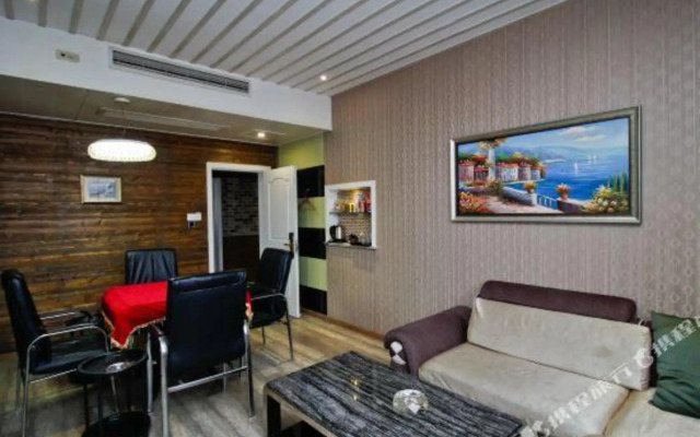 1+1 Theme Hostel
