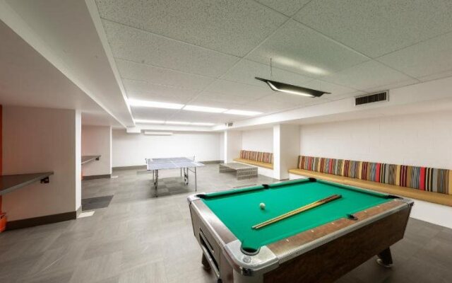 HI Edmonton - Hostel