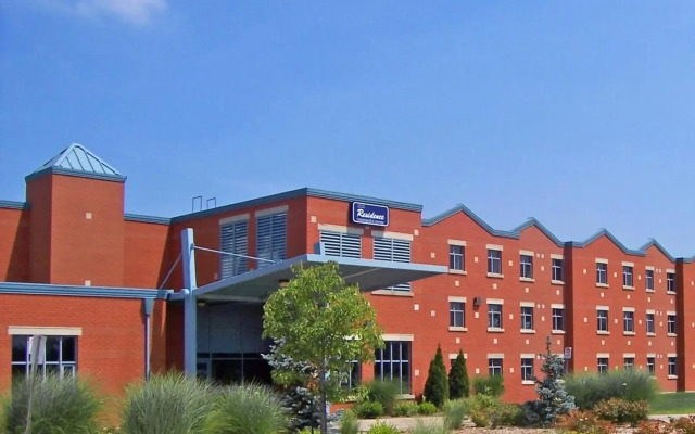 Residence & Conference Centre - Welland