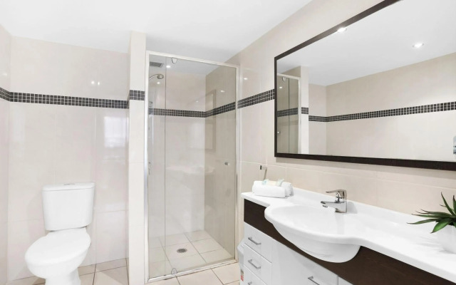 Breakers North Absolute Beachfront Apartments