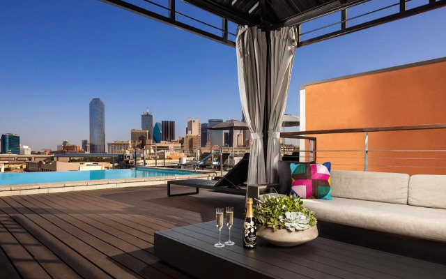 Canvas Hotel Dallas
