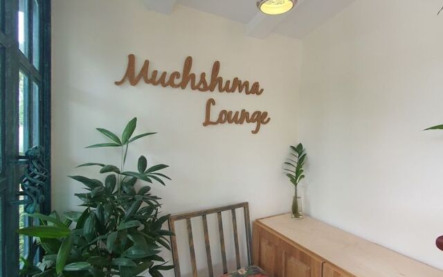Baan Muchshima Hostel Phuket