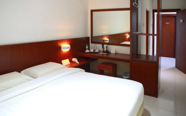 OYO 775 Aviari Hotel