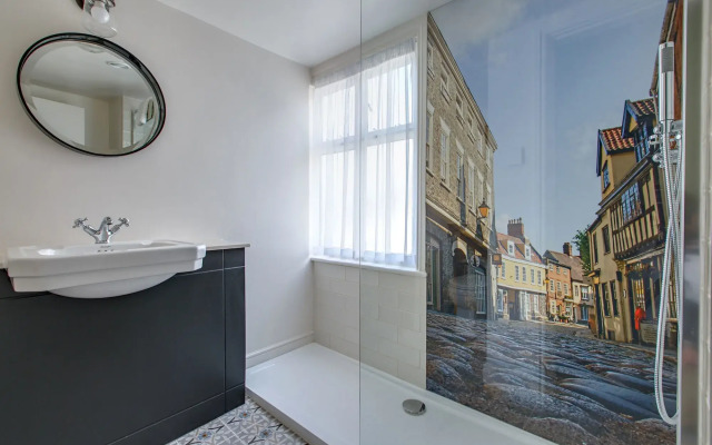 The Maids Head Hotel