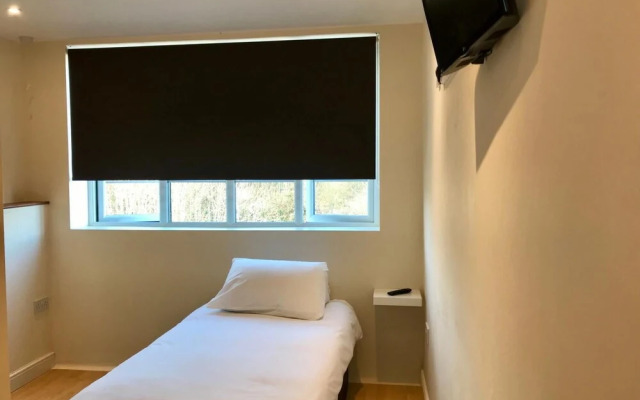 Eazzzy rooms Corby