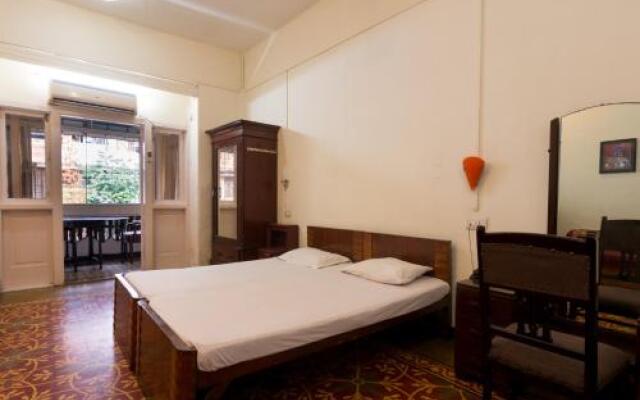 Bed and Breakfast at Colaba