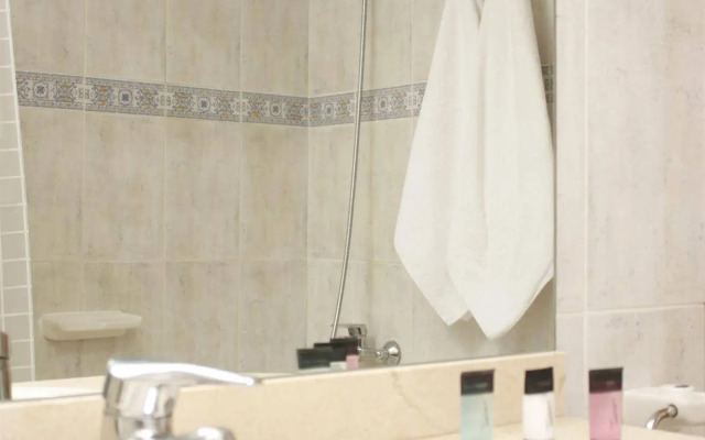 WooTravelling Plaza de Oriente HOMTELS