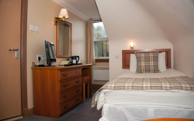 Loch Long Hotel