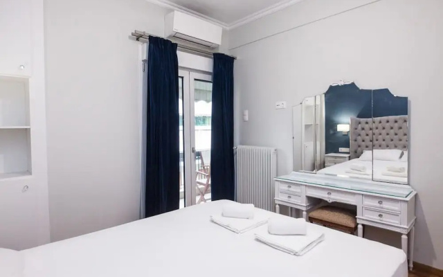 Brand new apt in Zografou