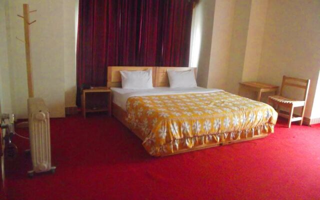 City Hotel