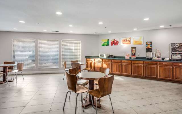 Quality Inn Calvert City - Paducah East