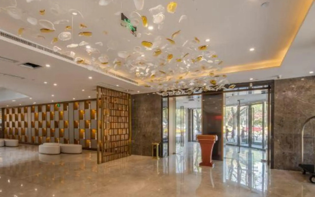 Xinhua Hotel (Chongqing Jiangbei Airport)