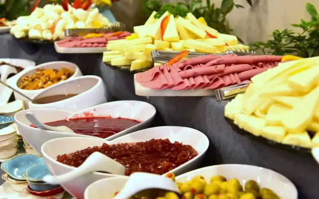 Grand Köse Ai̇rport Hotel
