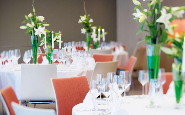 Mövenpick Hotel Frankfurt City