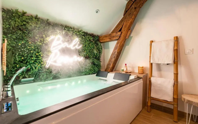 BALI ROOM / Magnifique studio évasion JACCUZI