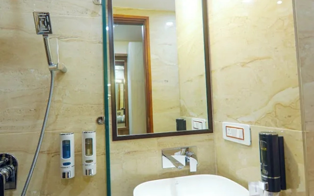 Paarth Grand