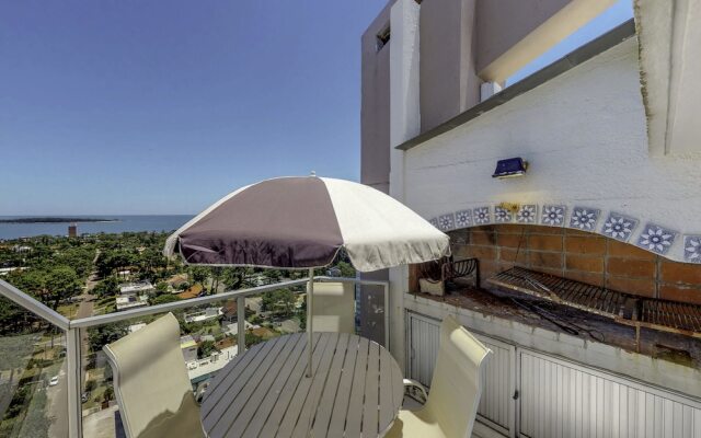 Gran penthouse con hermosa vista - Torre Marfil I