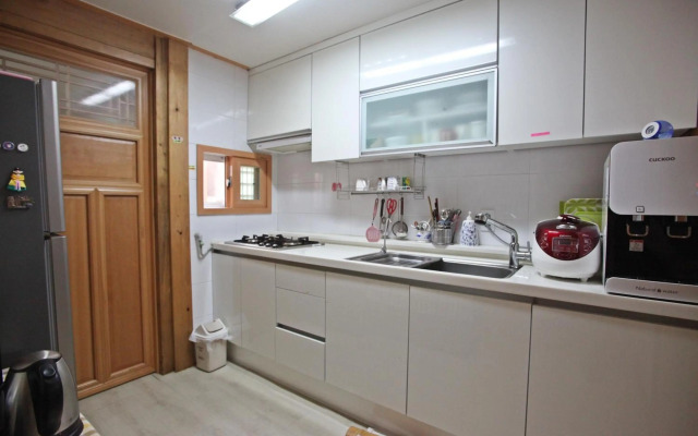 Nuhadang Hanok Guesthouse