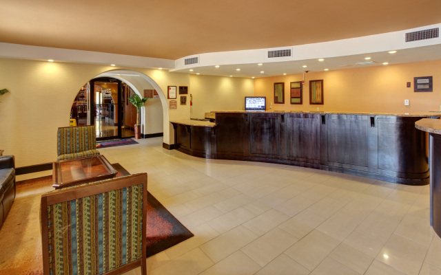 Midpointe Hotel by Rosen Hotels & Resorts