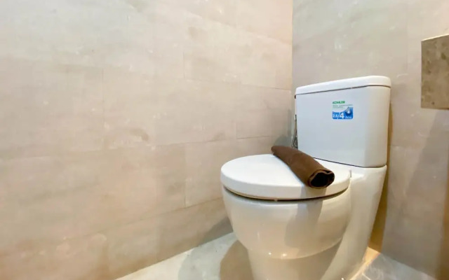 Comfort And Modern Studio Apartment At Menteng Park