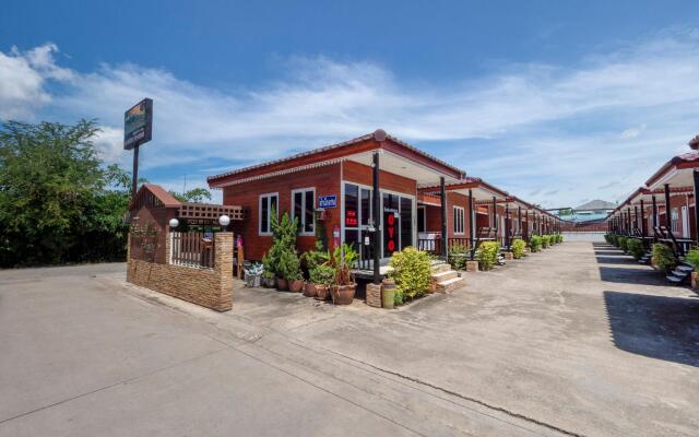 OYO 1166 Train Way Resort