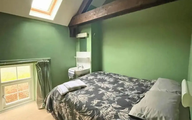 The Little Retreat