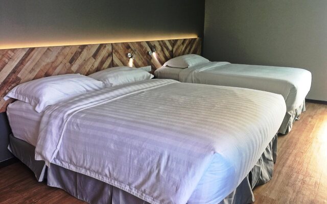 Embassy Hotel  Service Apartment