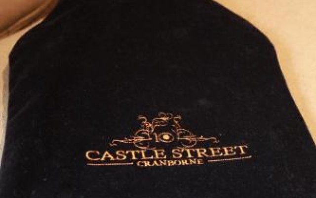 10 Castle Street