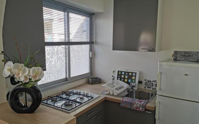 Grand Studio de 33m² a 300m Des Plages (Adults Only)