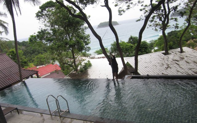 Kata Hiview Resort