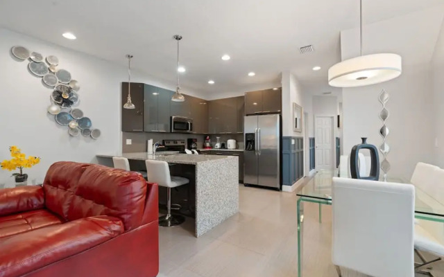 Peaceful 3BR Oasis Private Pool