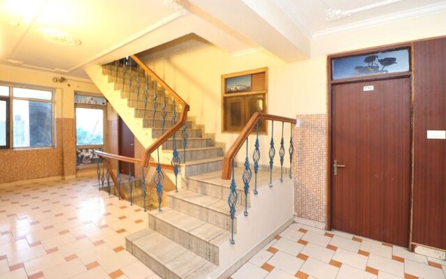 Oyo 38170 Hotel Grand Plaza