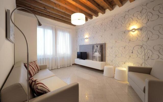 Cannaregio - Venice Style Apartments