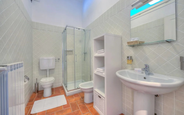 La Dolce Vita Pied Dans L' Eau