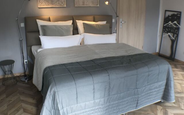 Tm Suites