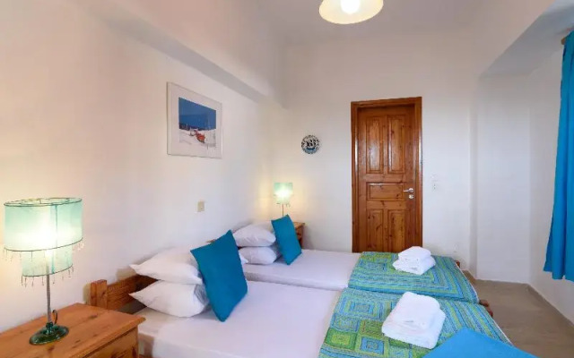 Meandros Suites