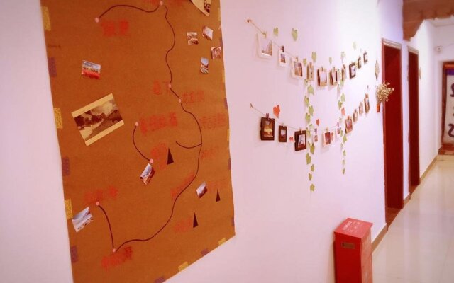 Daocheng Mizang Hostel