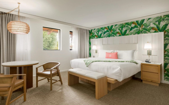 Tommy Bahama Miramonte Resort & Spa