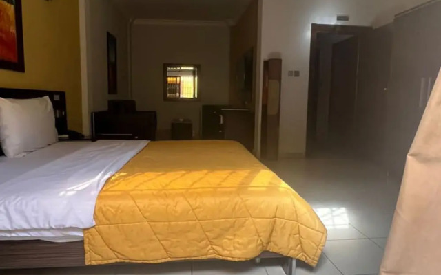 Carliza Hotel Lekki