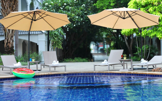Pooh Beach Resort & Spa
