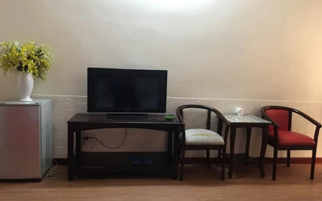 Oyo 627 Long Son Hotel