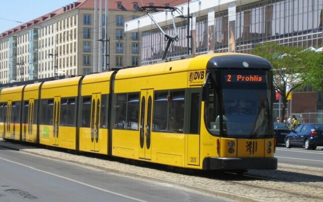 2 Bedroom Apt In Glenelg With Air-Con