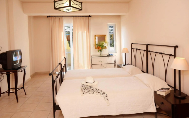 Lambrinos Suites