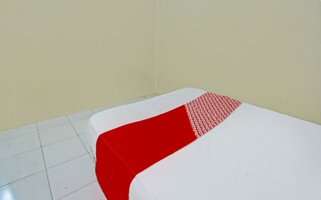 OYO Life  93058 Kos Subur