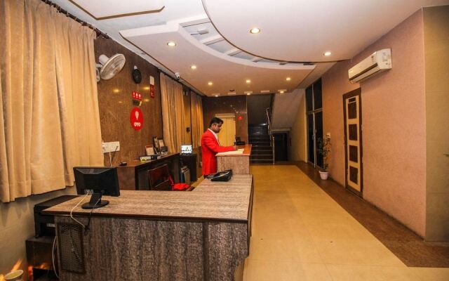 OYO Flagship 22531 C Scheme Ashok Nagar