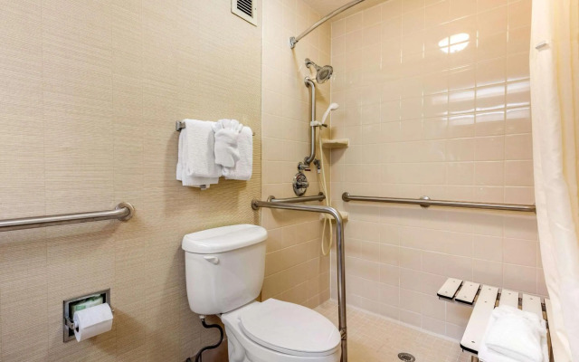 Quality Inn Exit 4