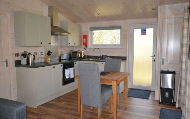 The Chiltern Lodges at Upper Farm Henton