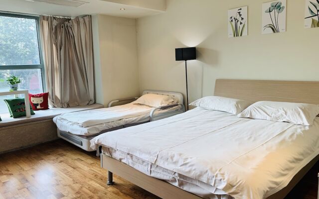 Fosen Suites at Seasons Park