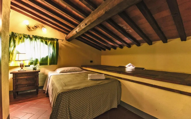 Country House in Tuscany With Pool and Tennis